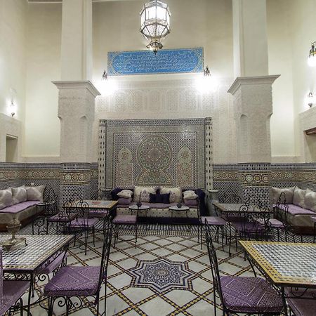 Riad Taryana Fes Luaran gambar