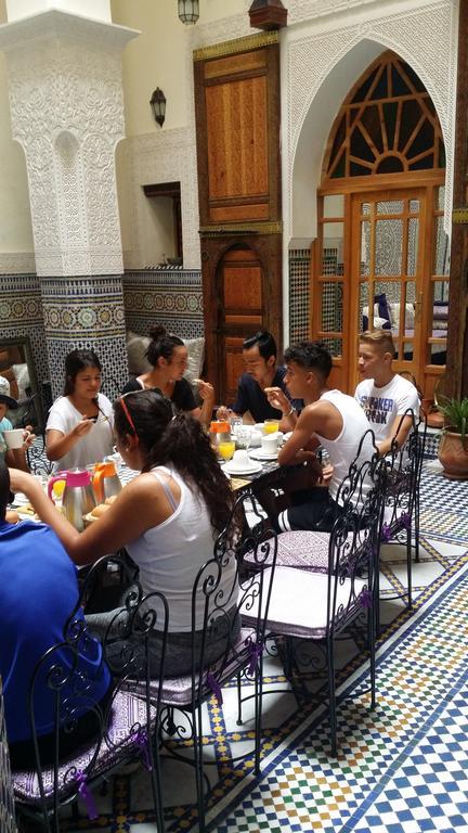 Riad Taryana Fes Luaran gambar