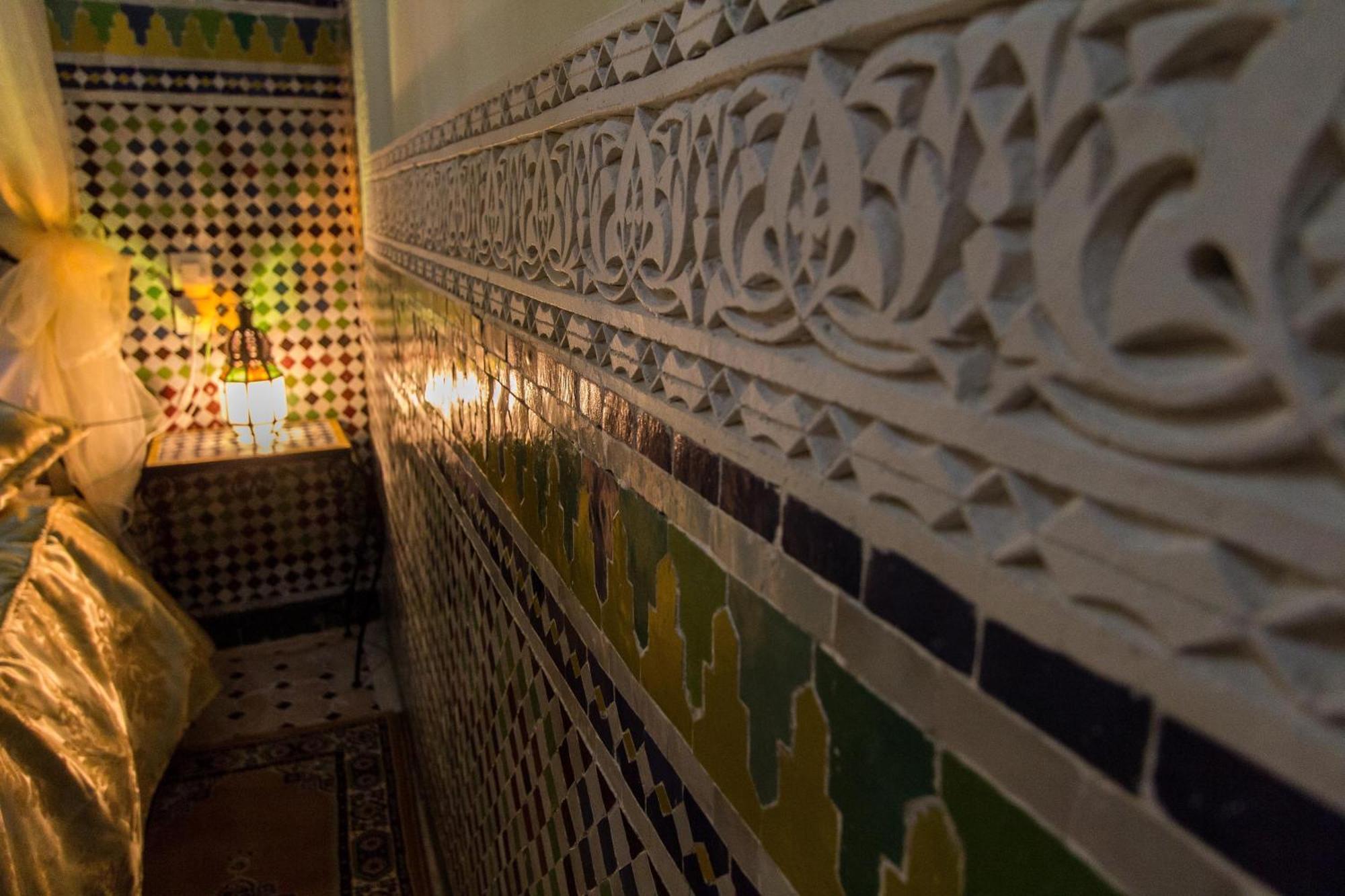 Riad Taryana Fes Luaran gambar