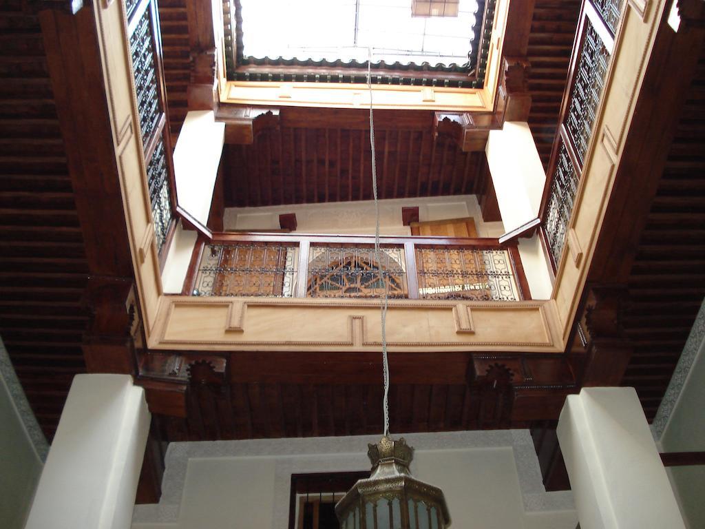 Riad Taryana Fes Luaran gambar