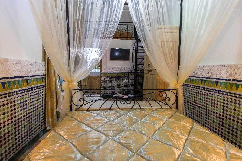 Riad Taryana Fes Luaran gambar